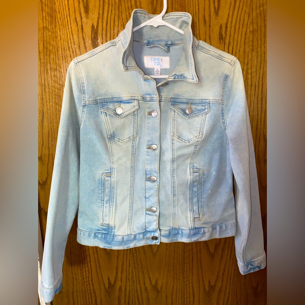 Women’s Jean Jacket‼️